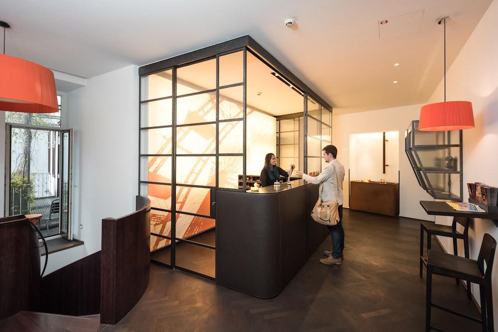 Hollmann Beletage Design & Boutique Hotel Wina Bagian luar foto